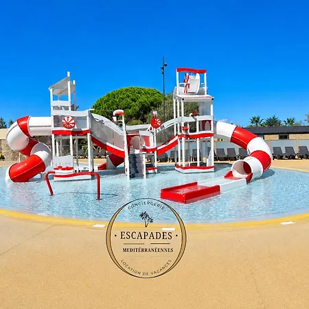 L'azura Mobil à 150m De La Parc Aquatique 5 étoiles Camping